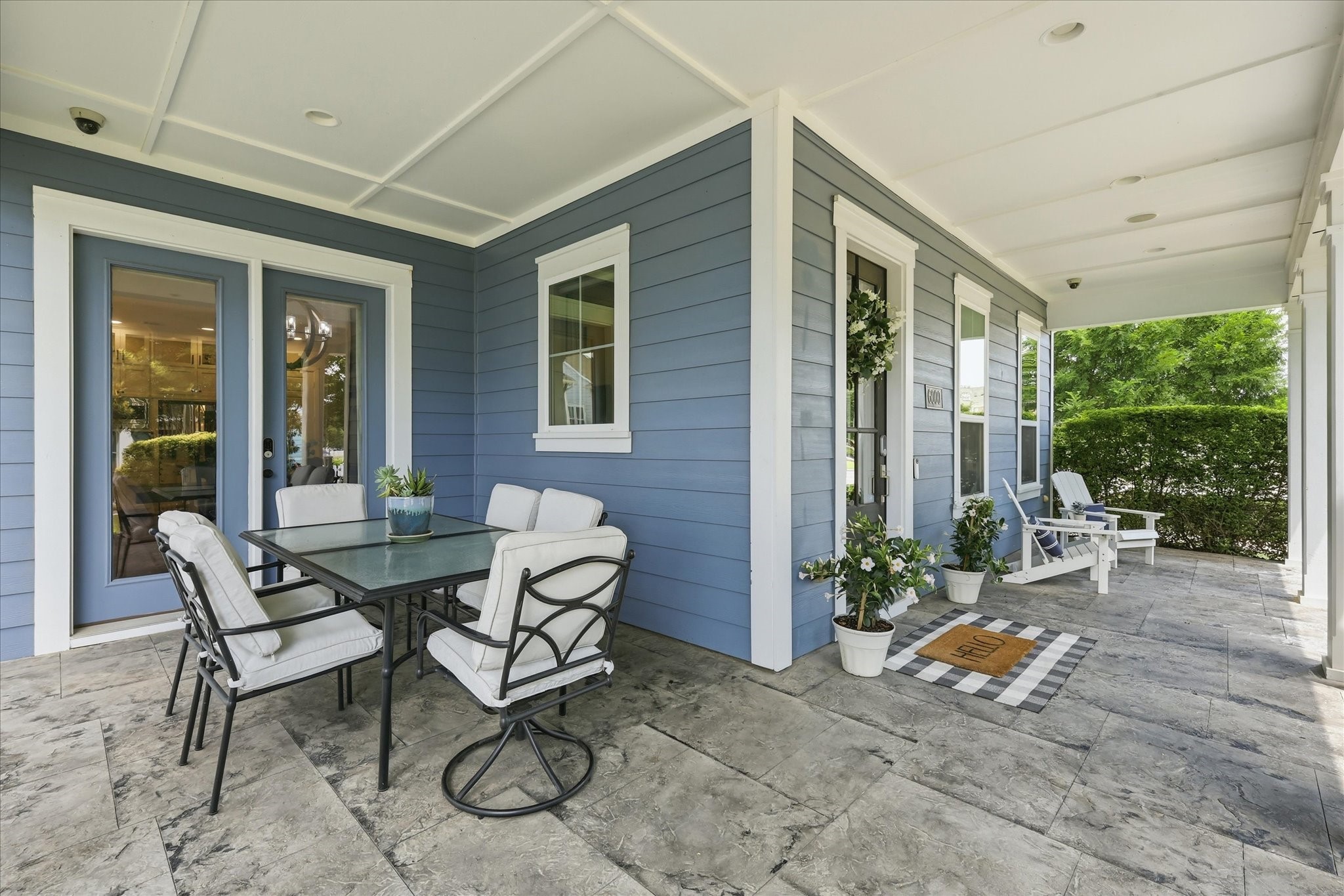 6000 Monterey Mews
