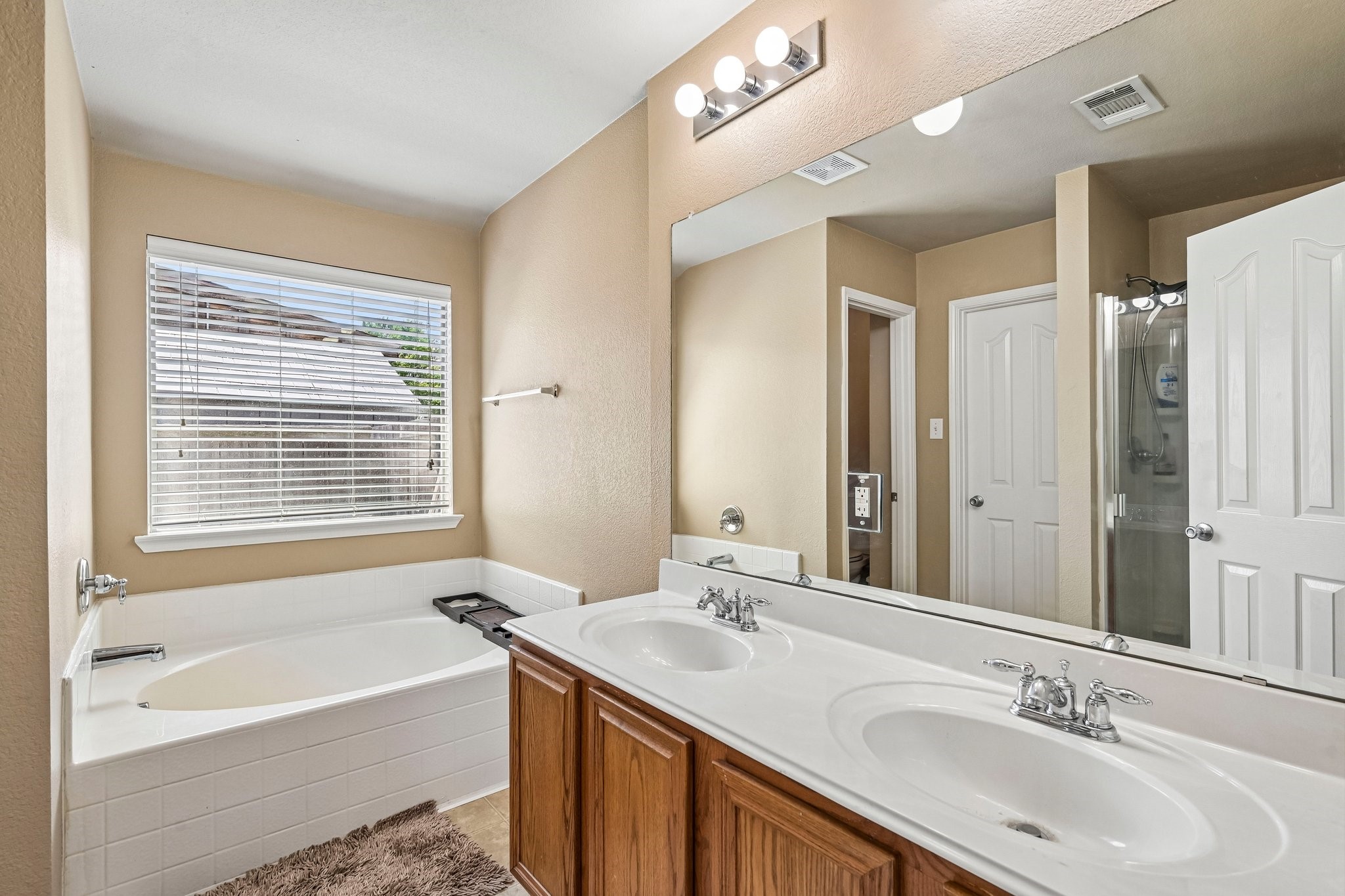 2032 Athabasca Falls Drive