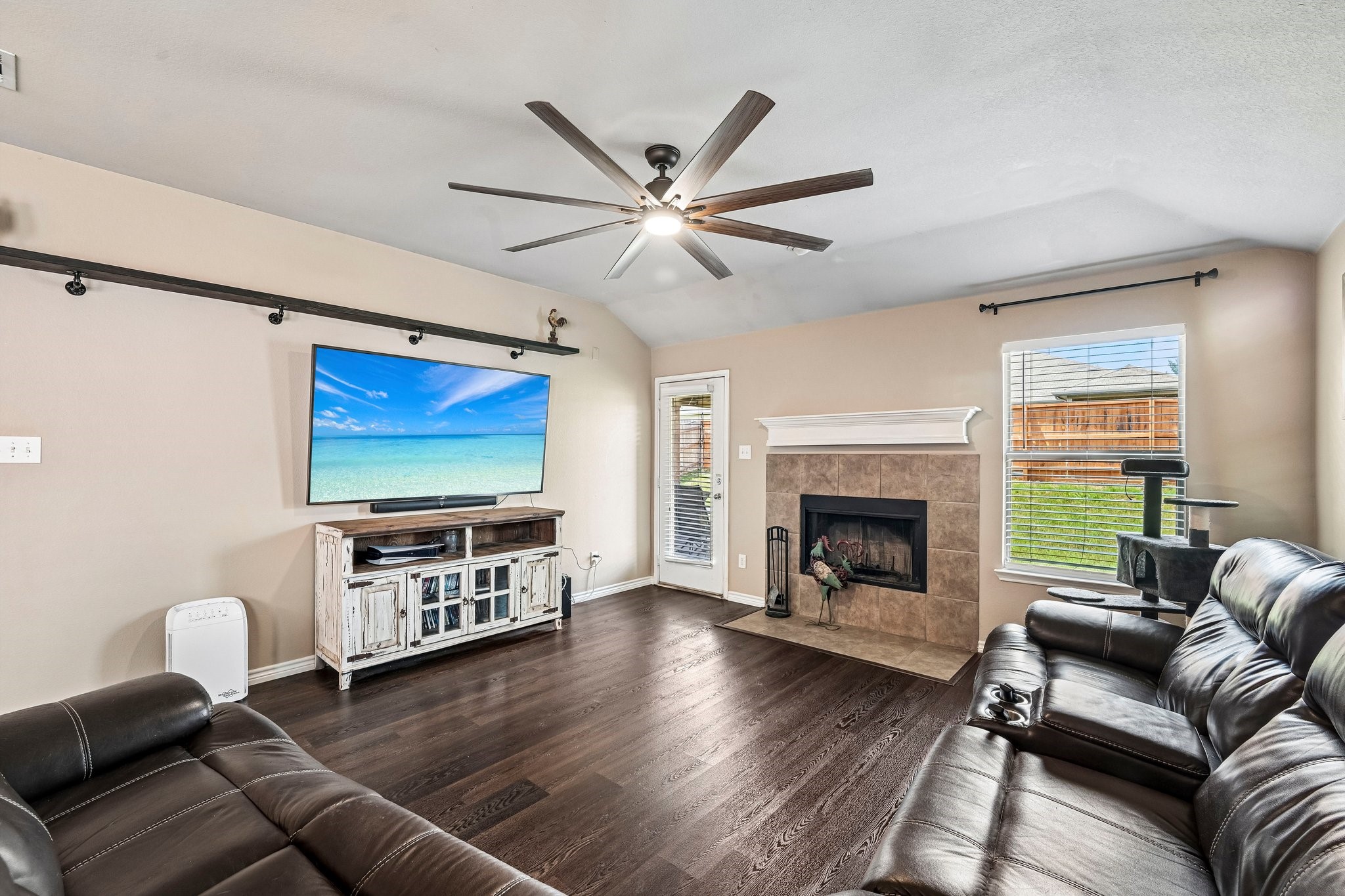 2032 Athabasca Falls Drive