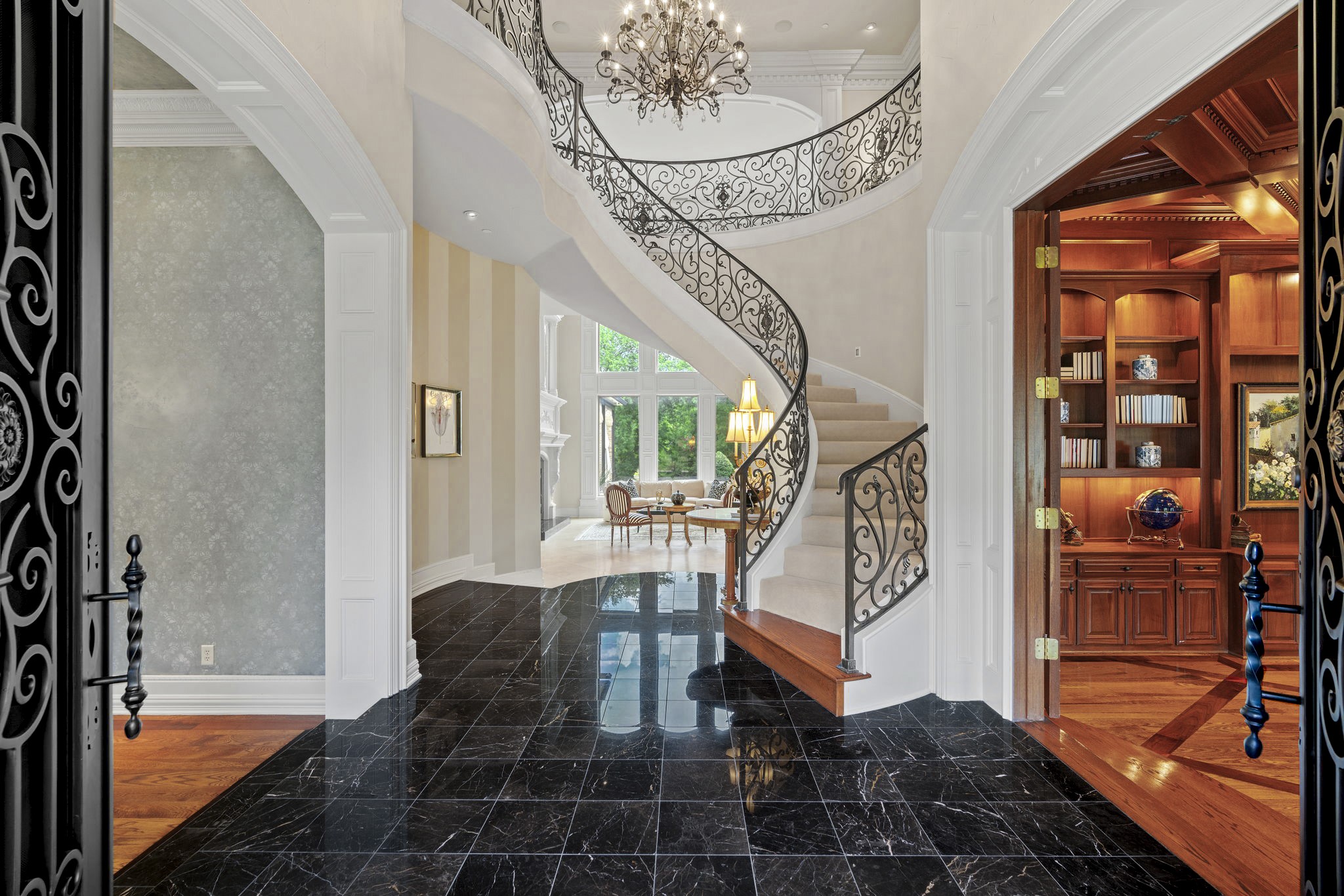 1430 Eagle Bend