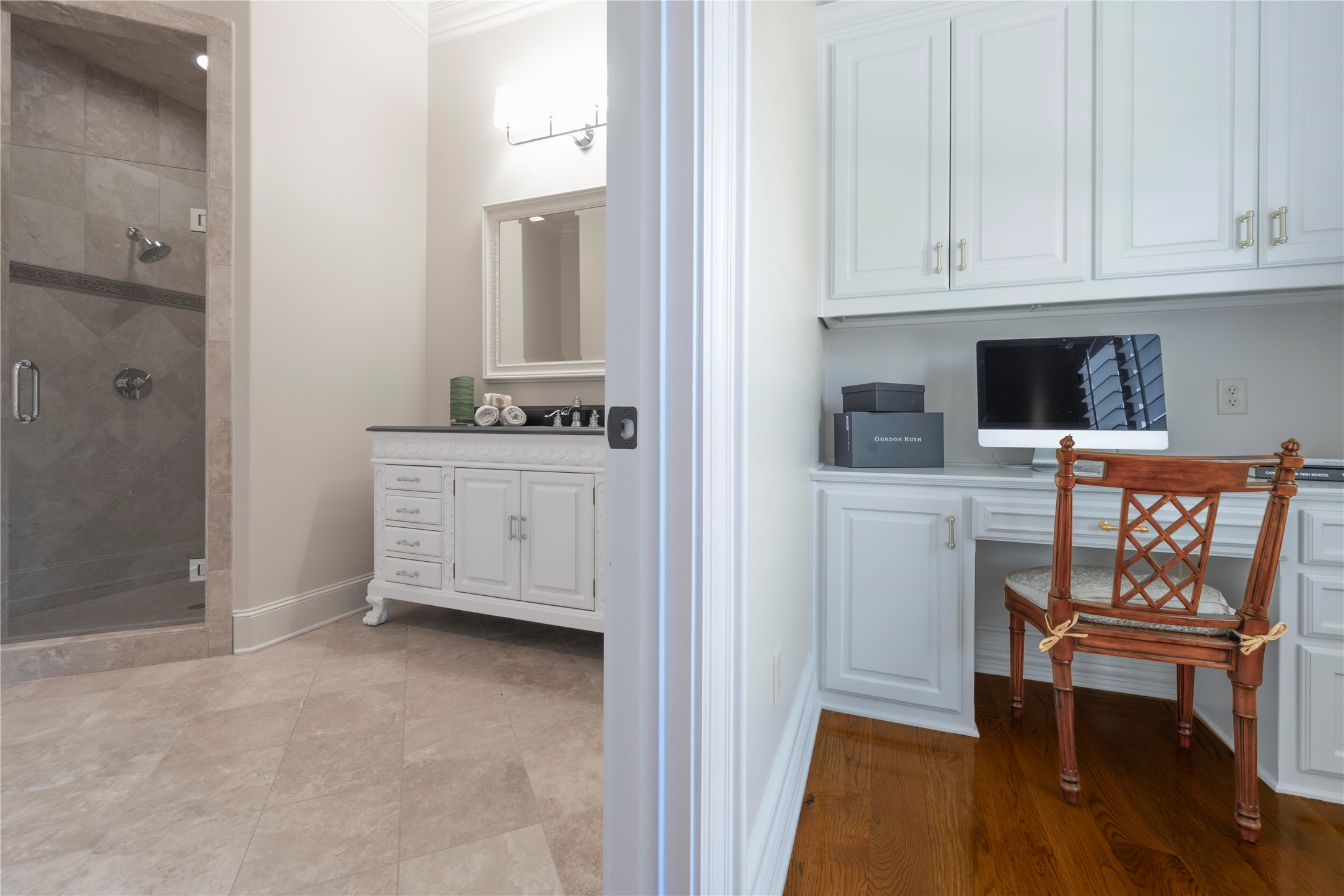 1430 Eagle Bend