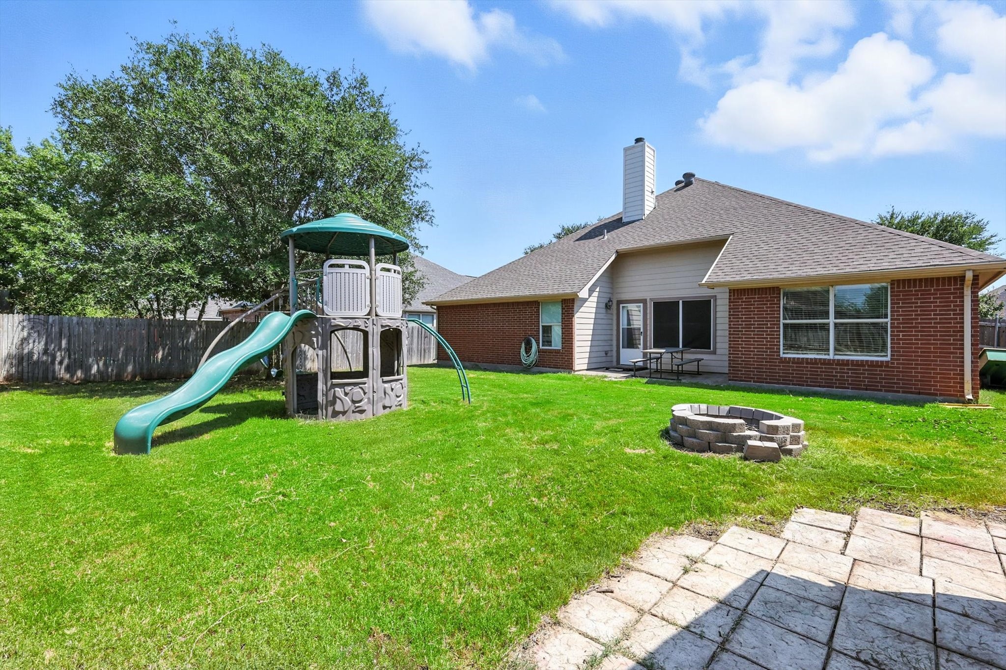 6012 Parkplace Drive