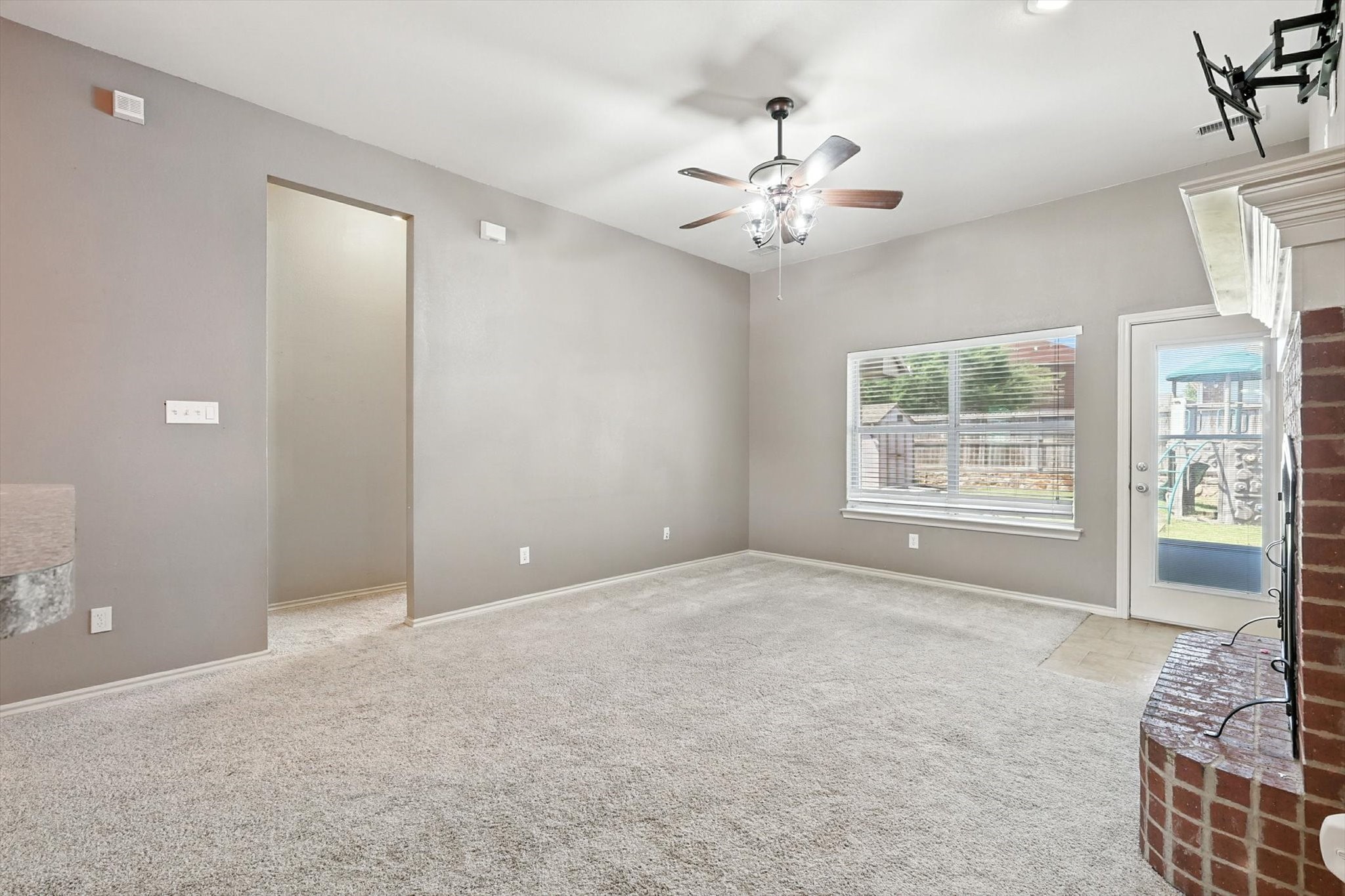 6012 Parkplace Drive