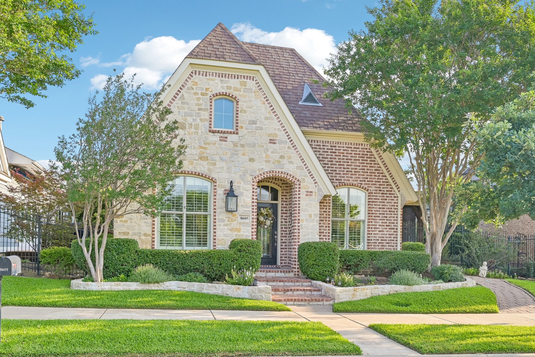 8605 Nichols Way