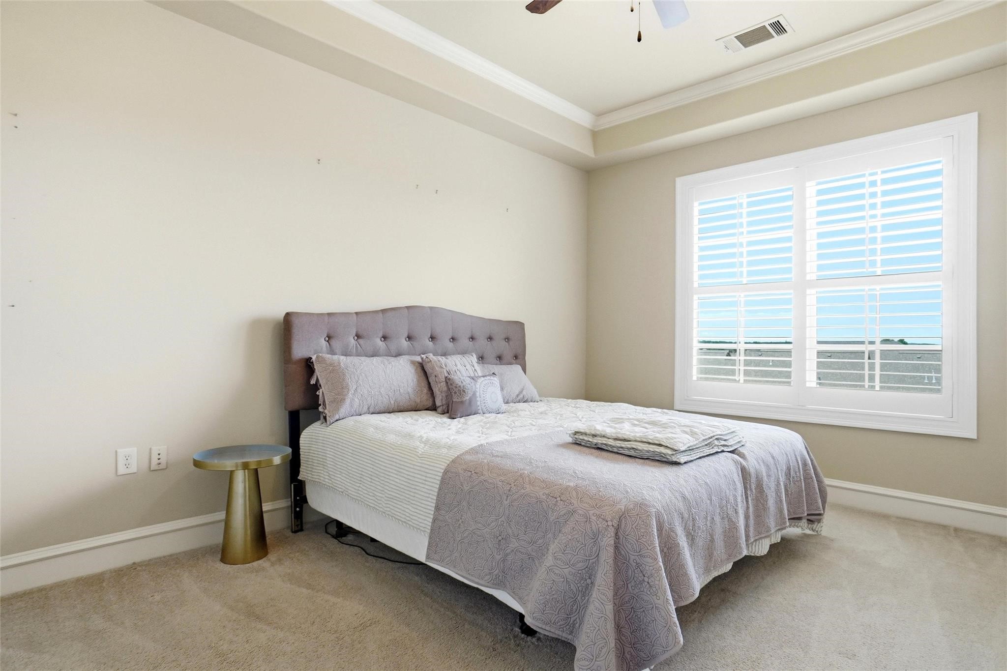 301 Watermere Drive 414