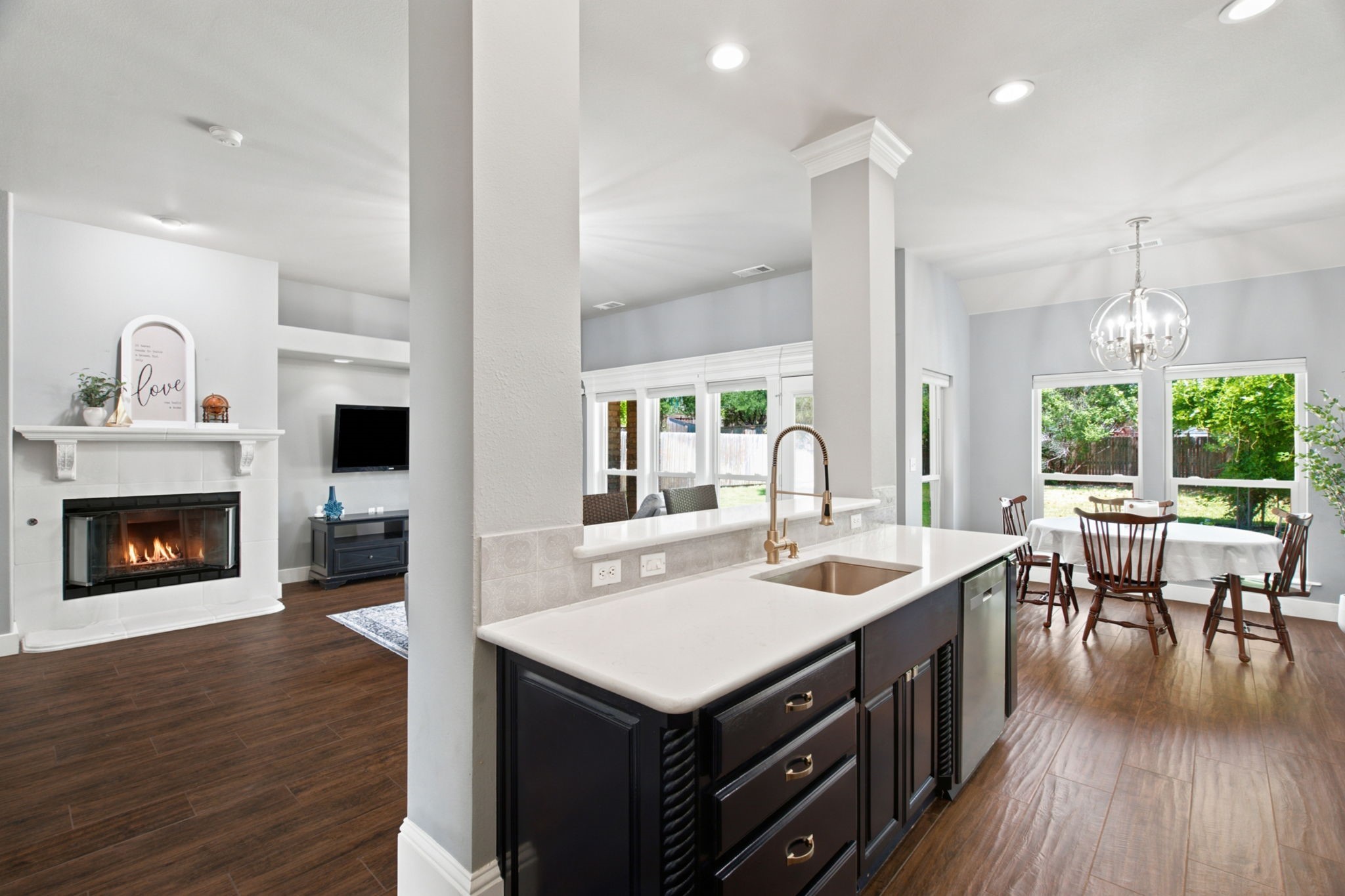 8305 Crystal Lane