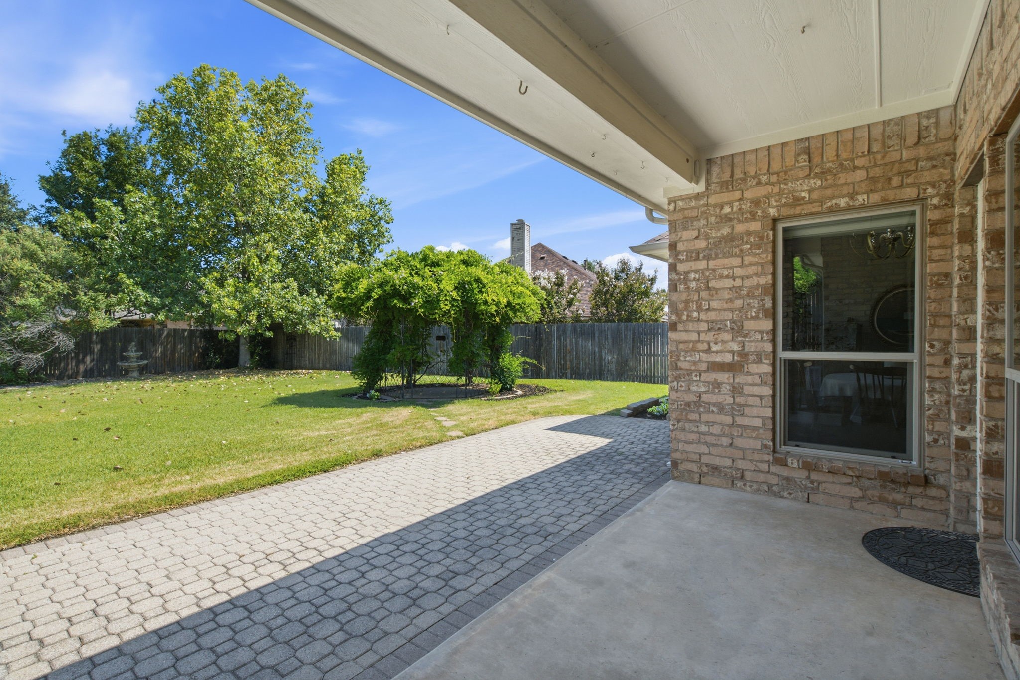 8305 Crystal Lane