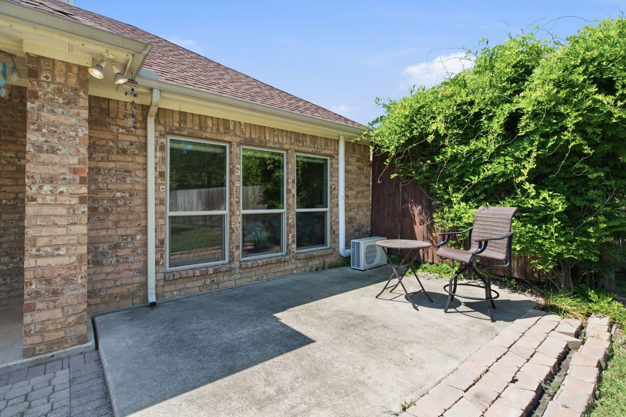 8305 Crystal Lane