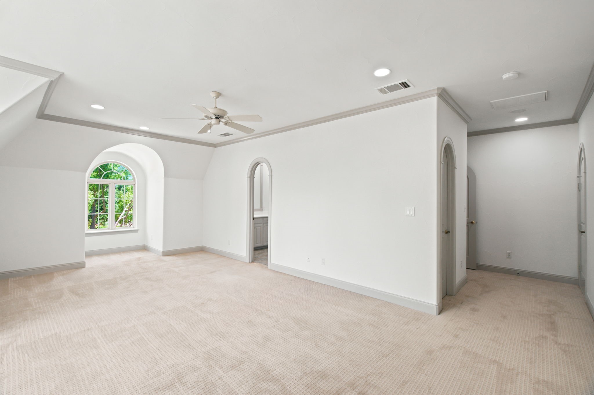 2001 Thames Trail