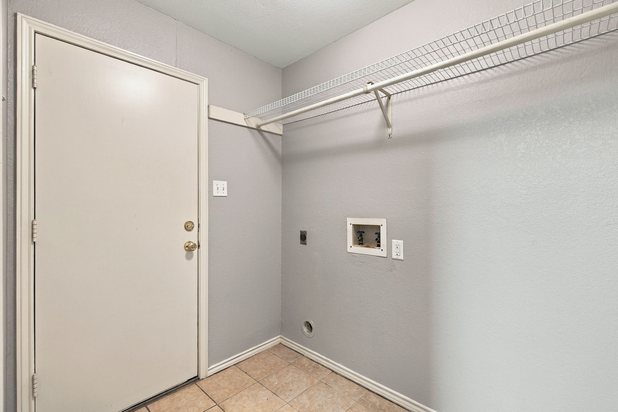2311 Bluebird Court