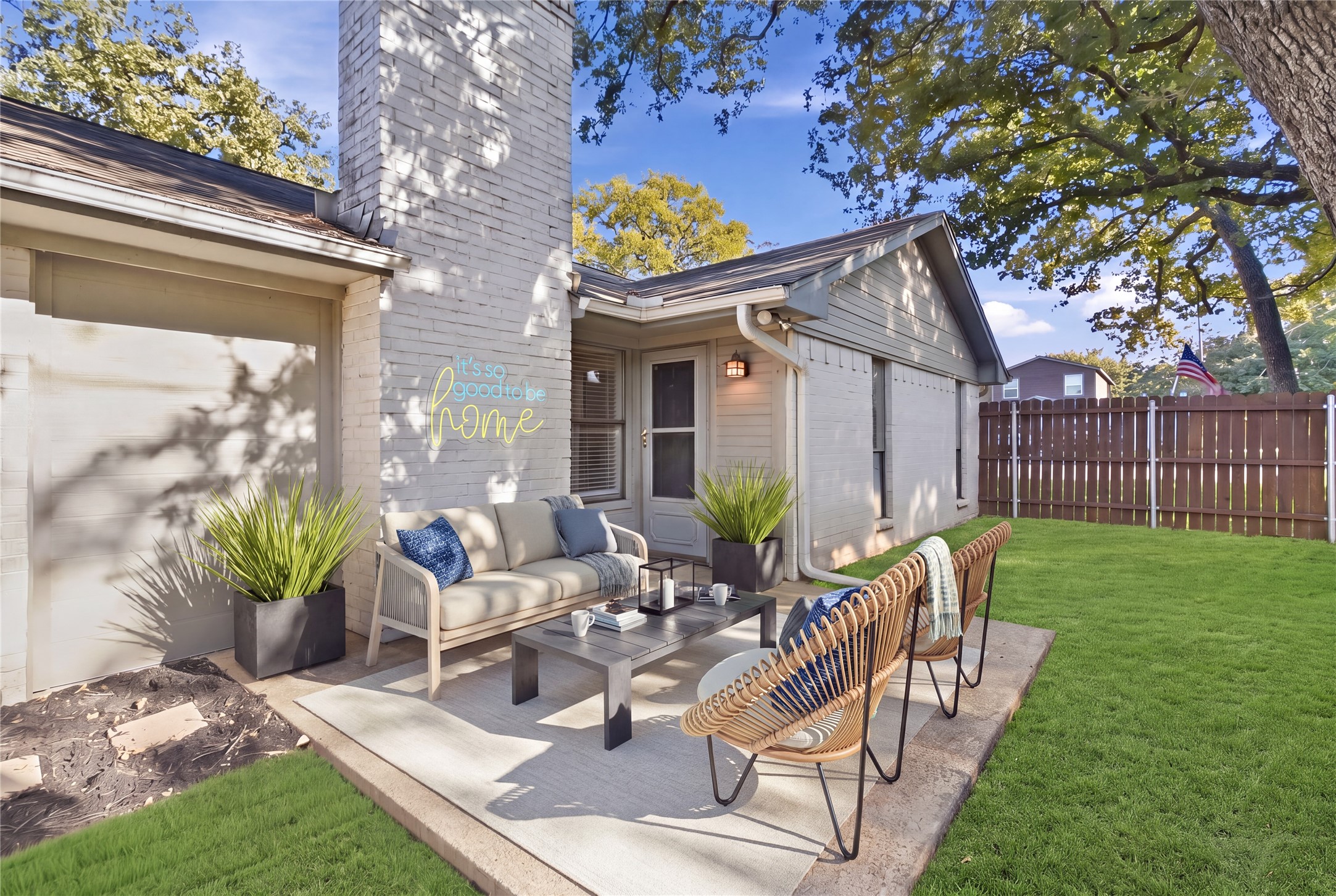 2311 Bluebird Court