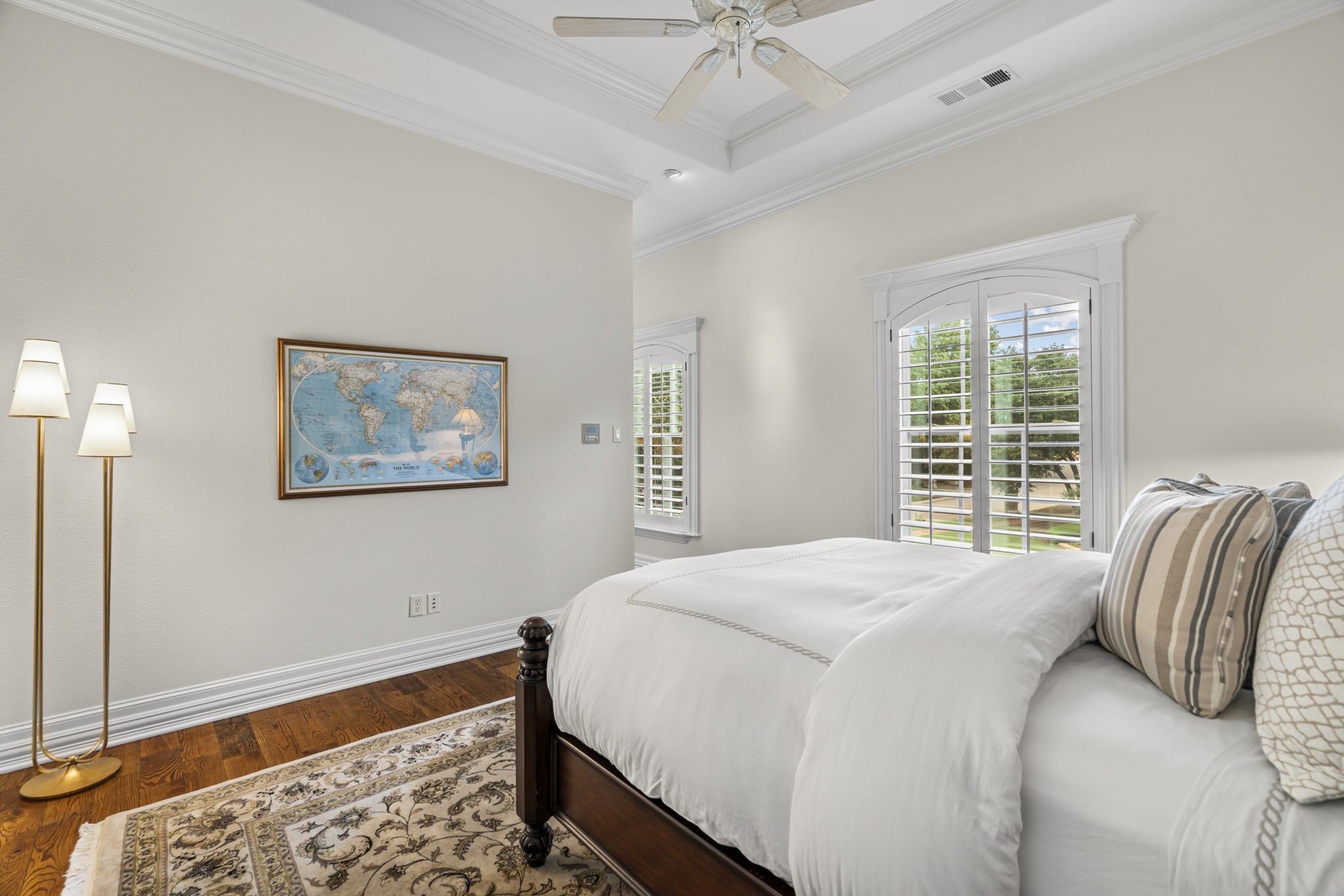 1430 Eagle Bend