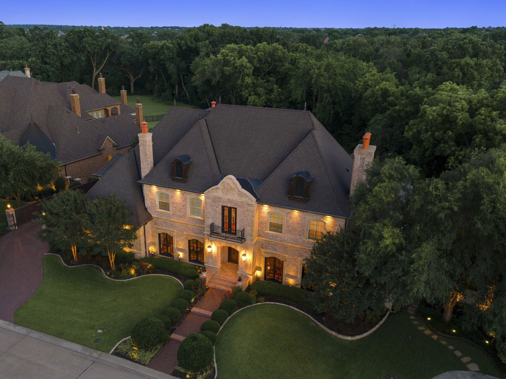 1430 Eagle Bend