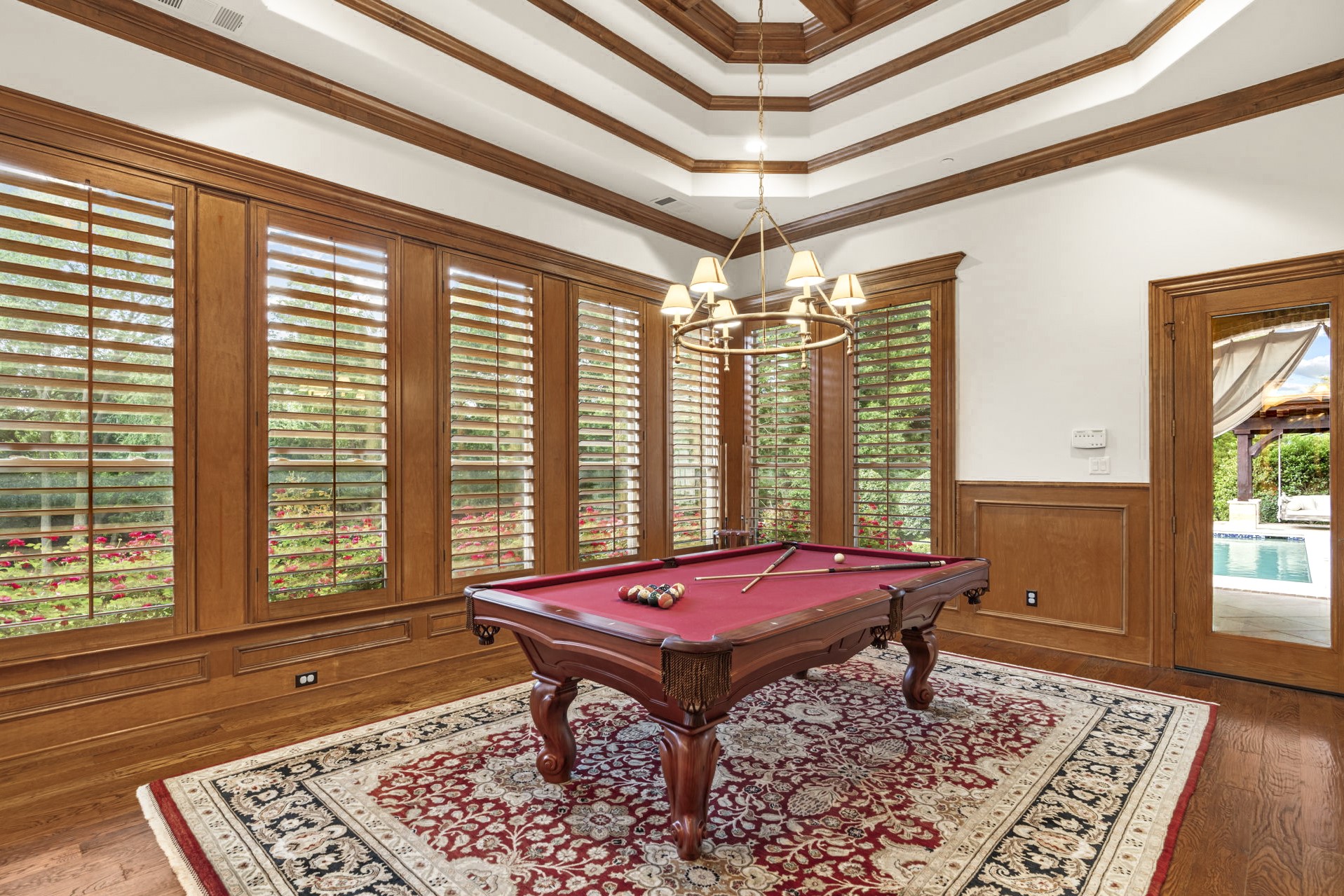 1430 Eagle Bend