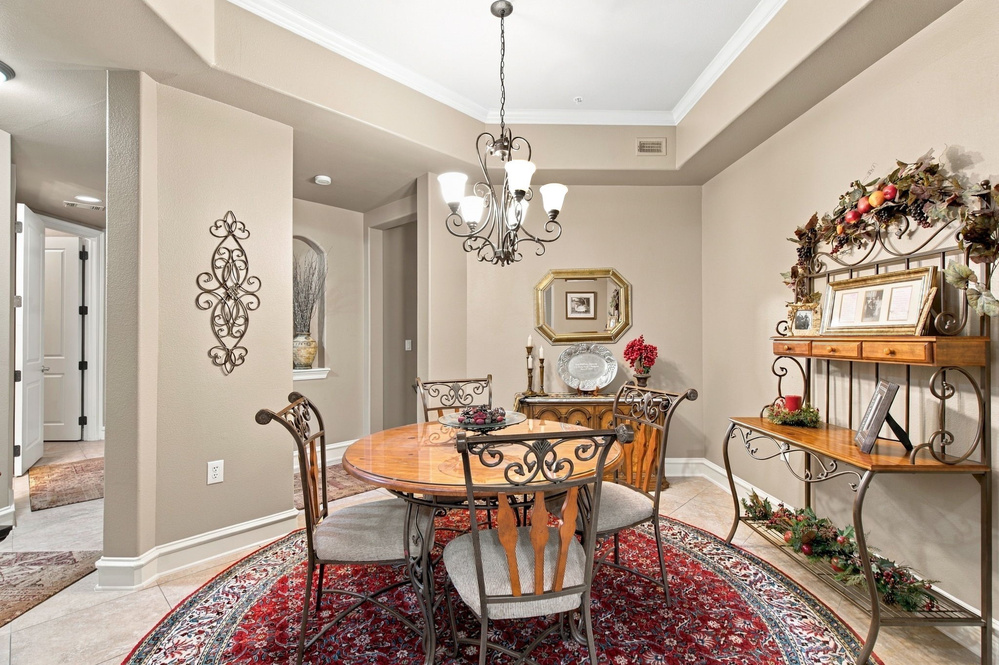 301 Watermere Drive 319