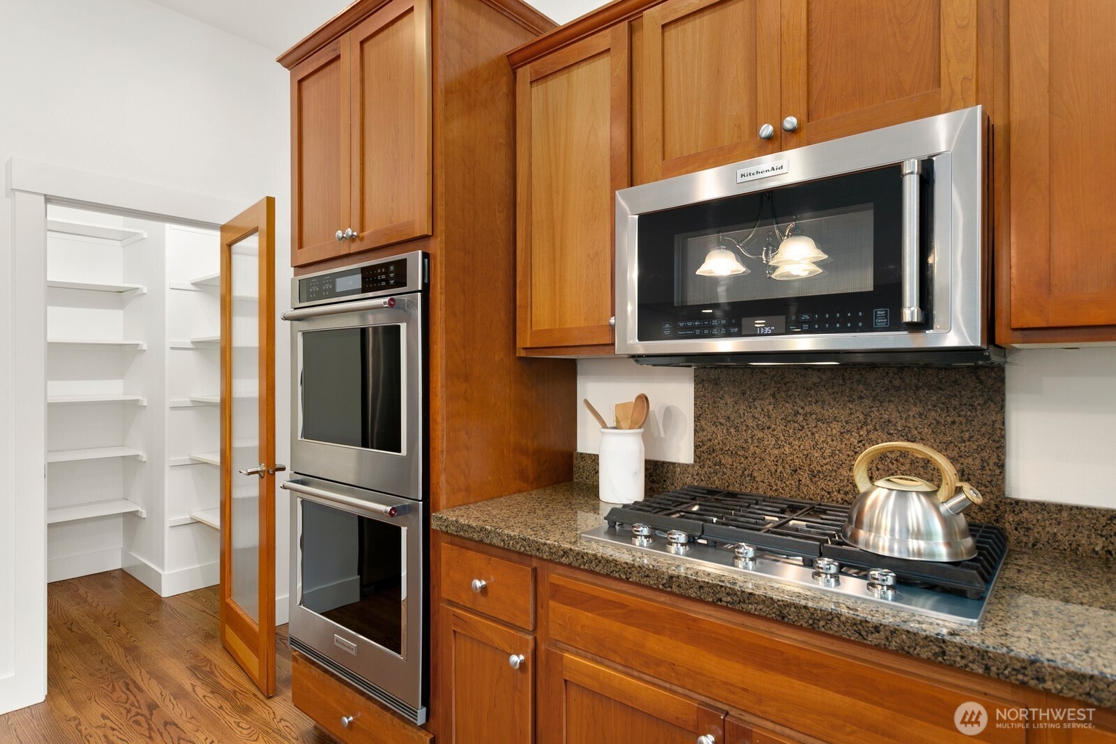 6902 94th Street Ct NW