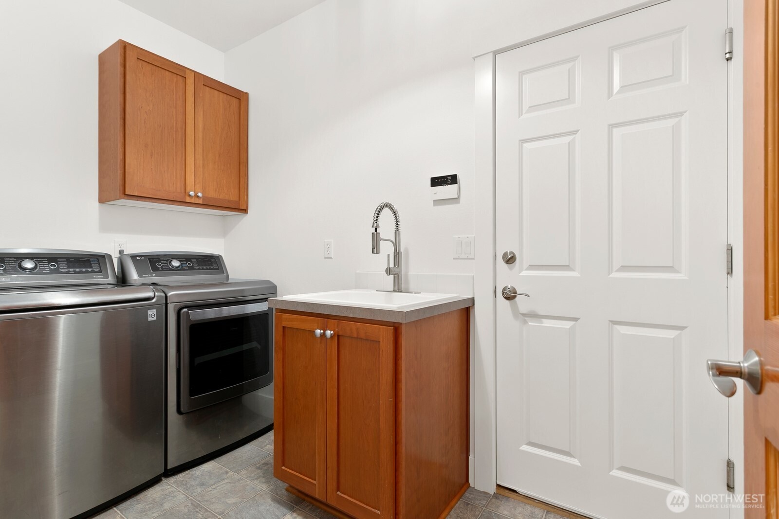 6902 94th Street Ct NW