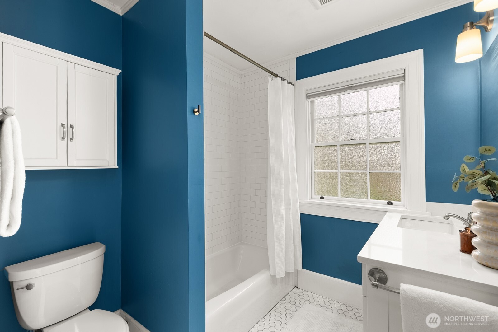 4405 Montana Circle W