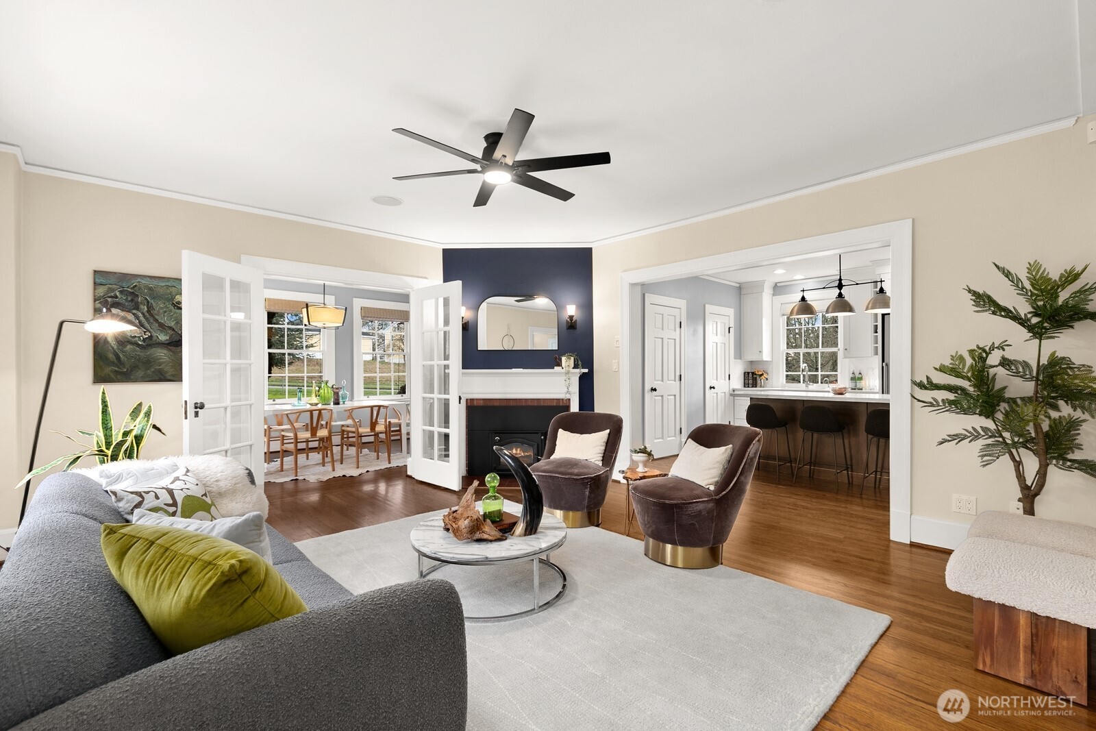 4405 Montana Circle W