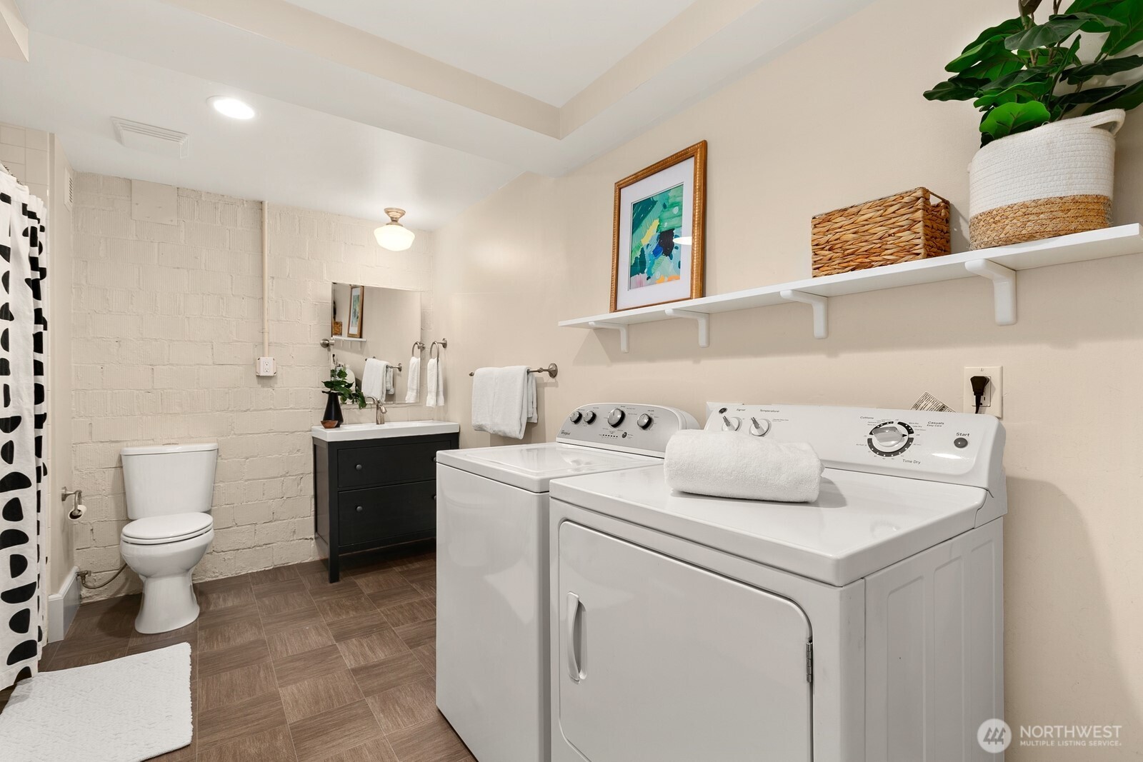 4405 Montana Circle W