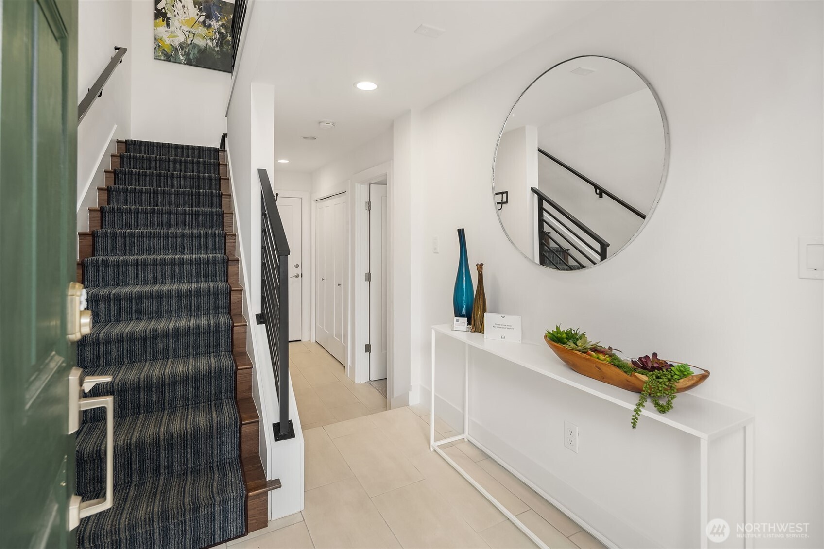 927 W McGraw Street Unit: 37