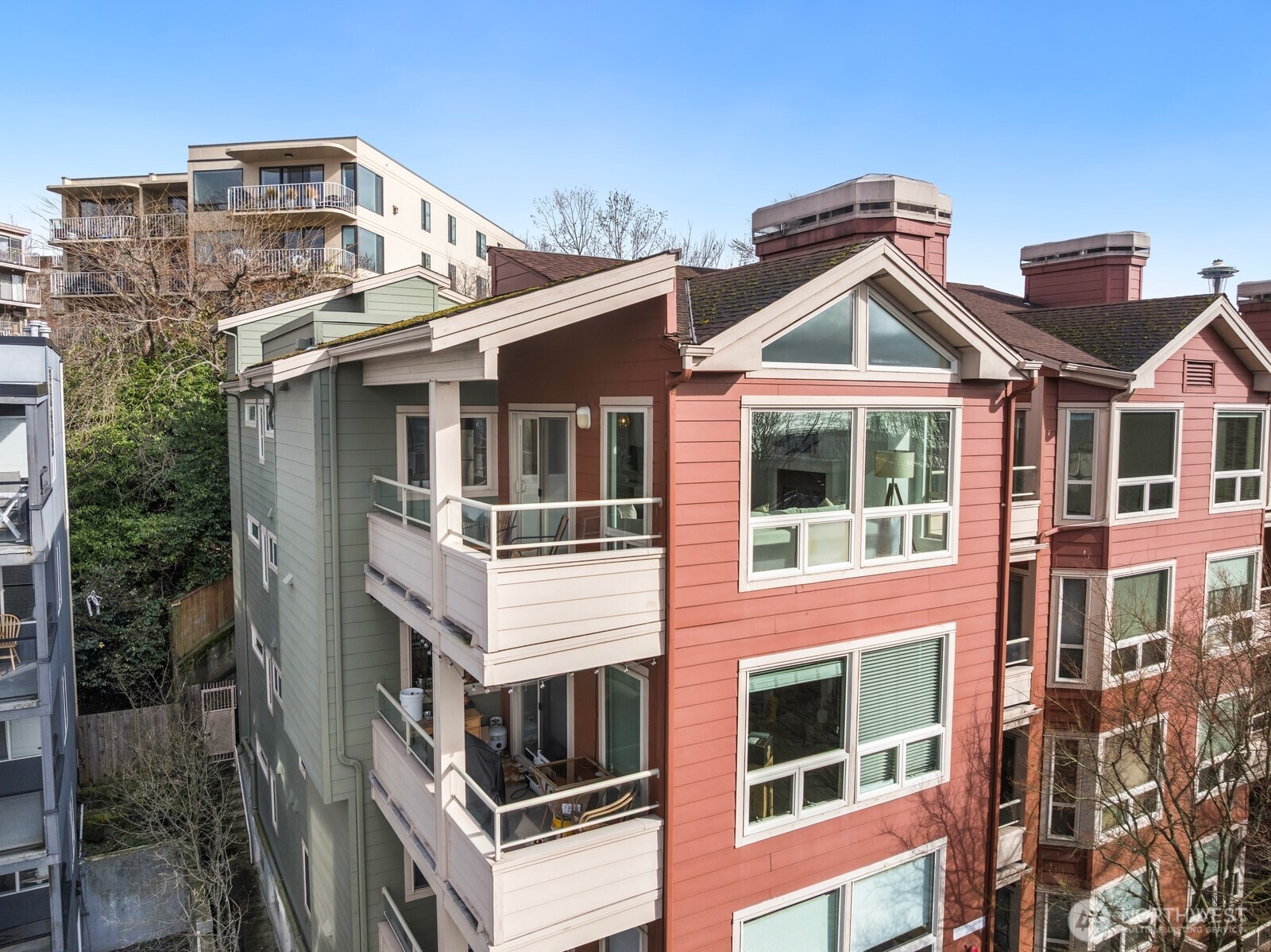 522 W Mercer Place Unit: 401