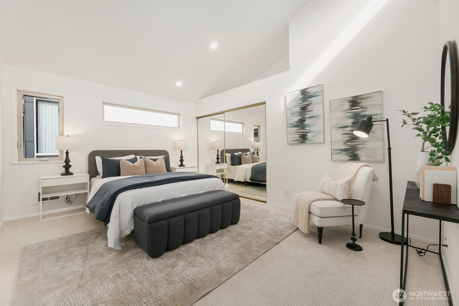 522 W Mercer Place Unit: 401