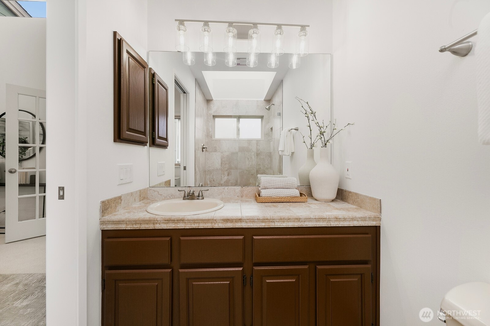 522 W Mercer Place Unit: 401