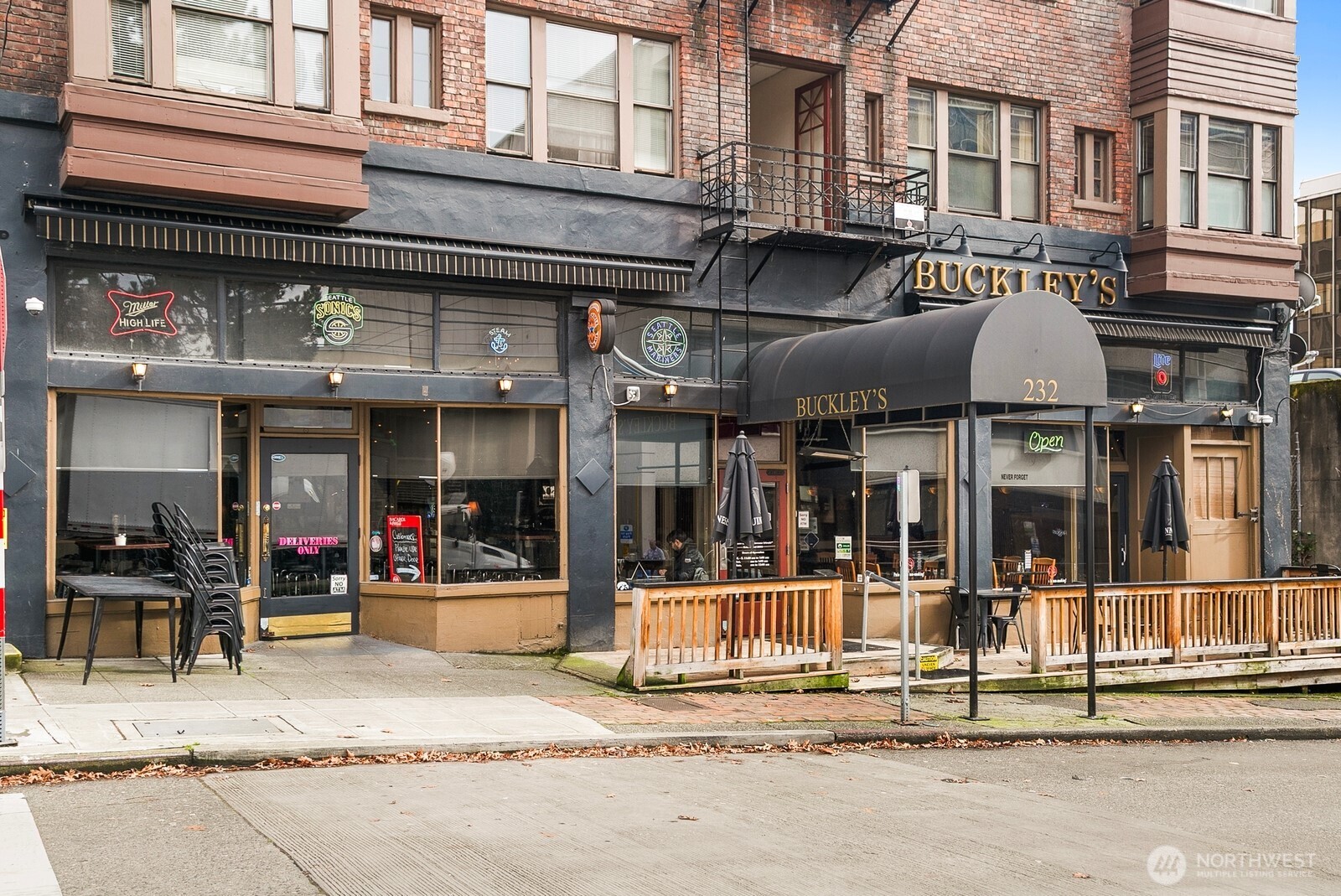 522 W Mercer Place Unit: 401