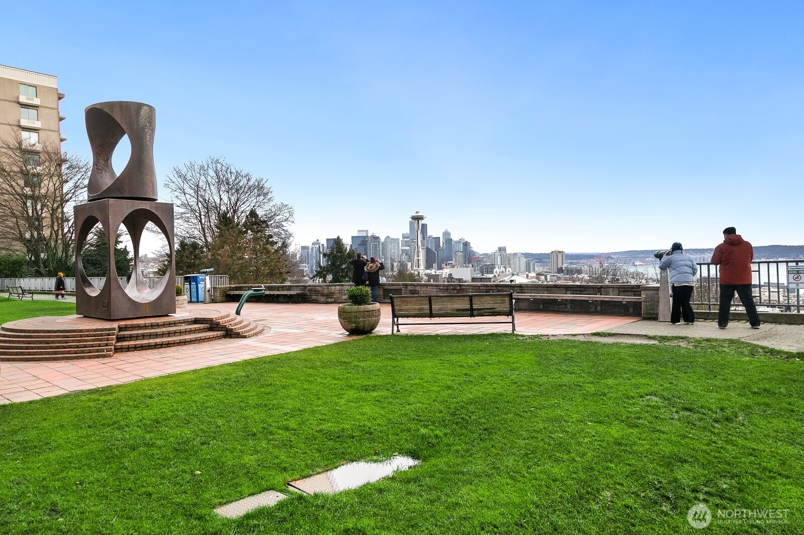 522 W Mercer Place Unit: 401