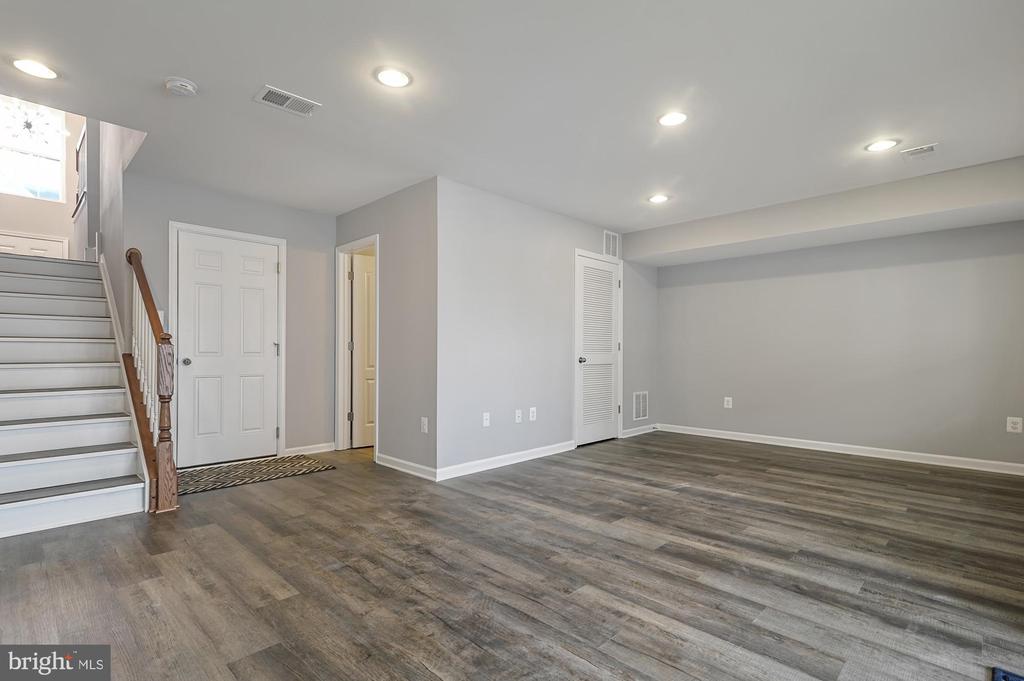 21108 BRUNSWICK LANE
