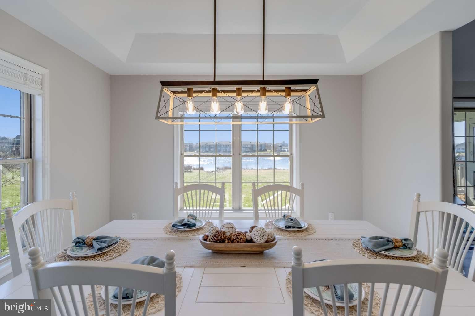 272 LAKESIDE DRIVE
