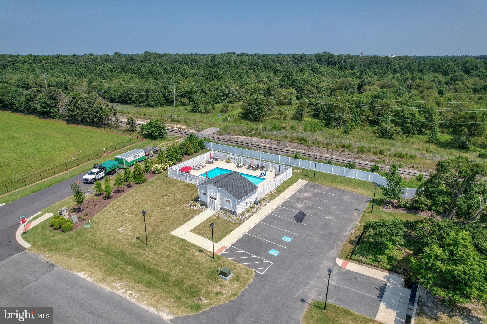 317 WINDFLOWER DRIVE 7