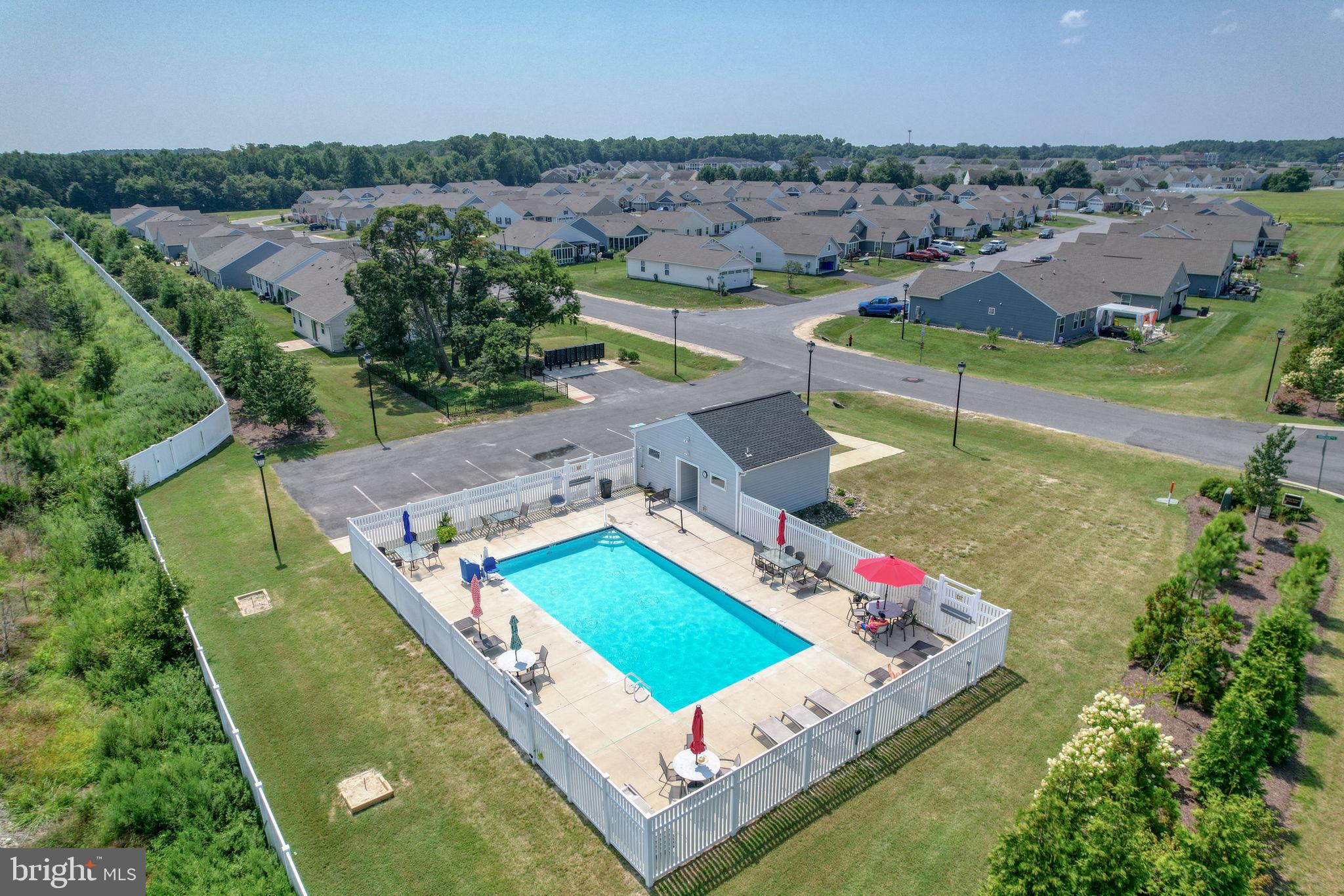 317 WINDFLOWER DRIVE 7