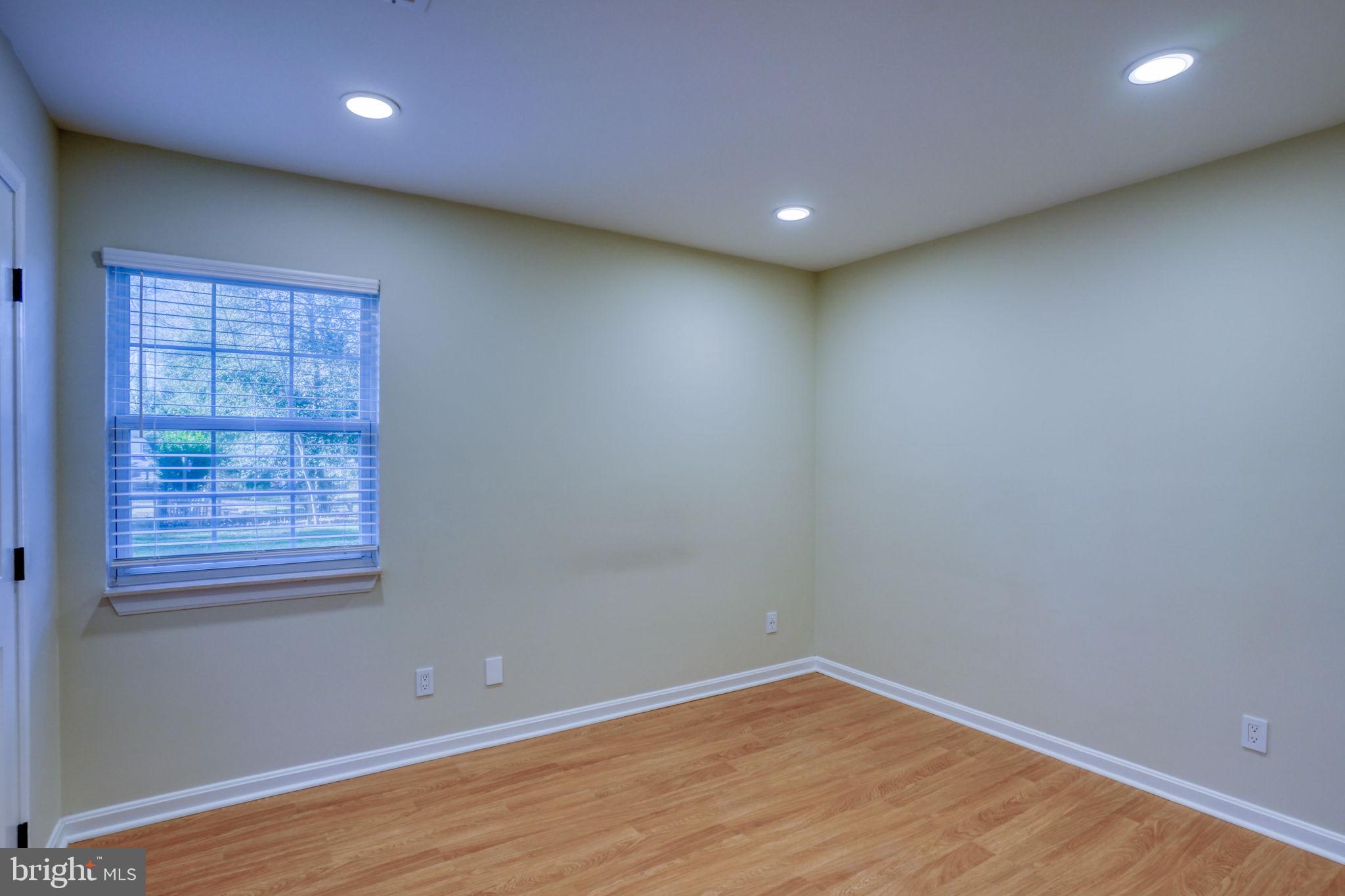 28 LAKEWOOD DRIVE