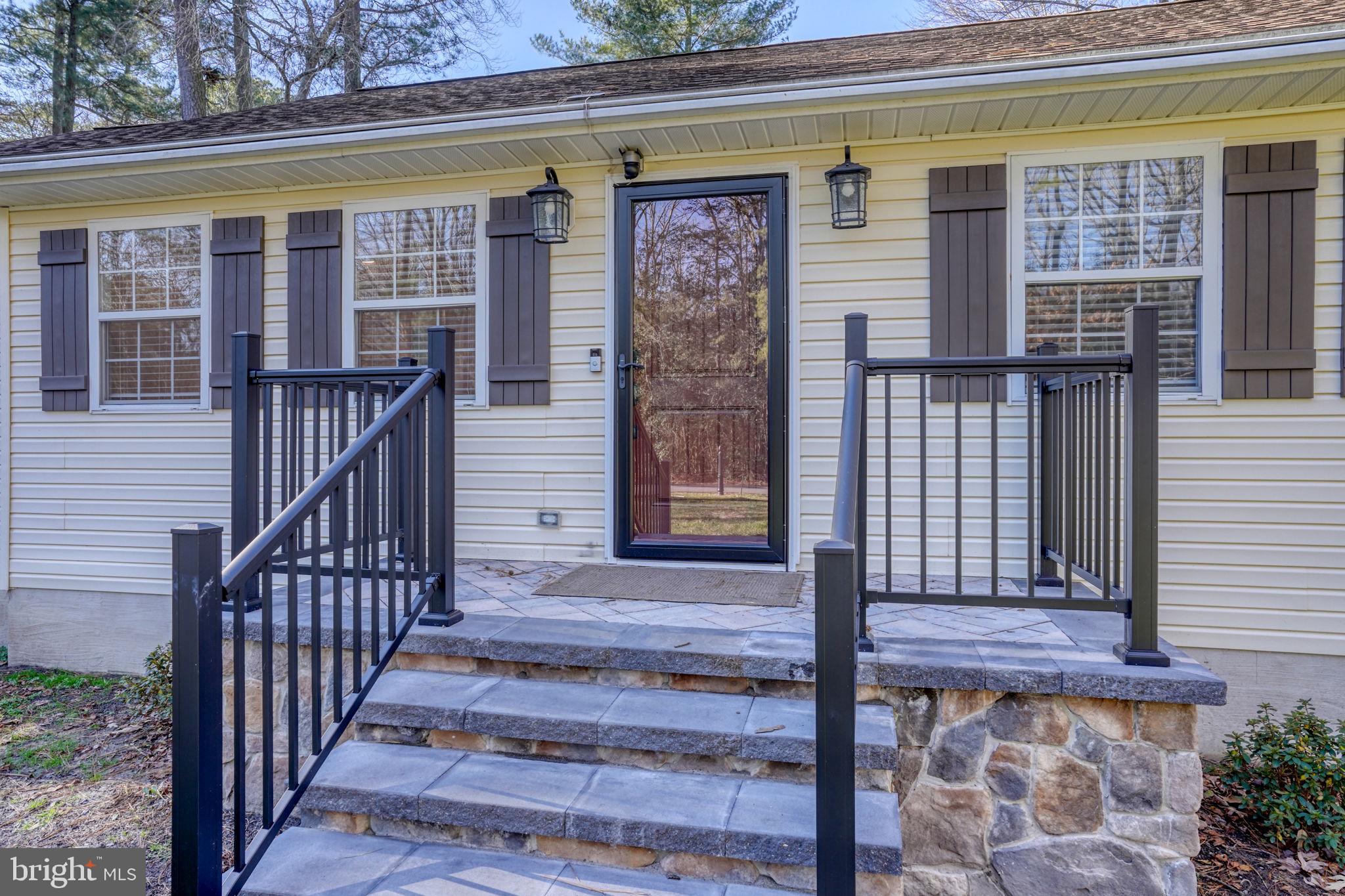 28 LAKEWOOD DRIVE