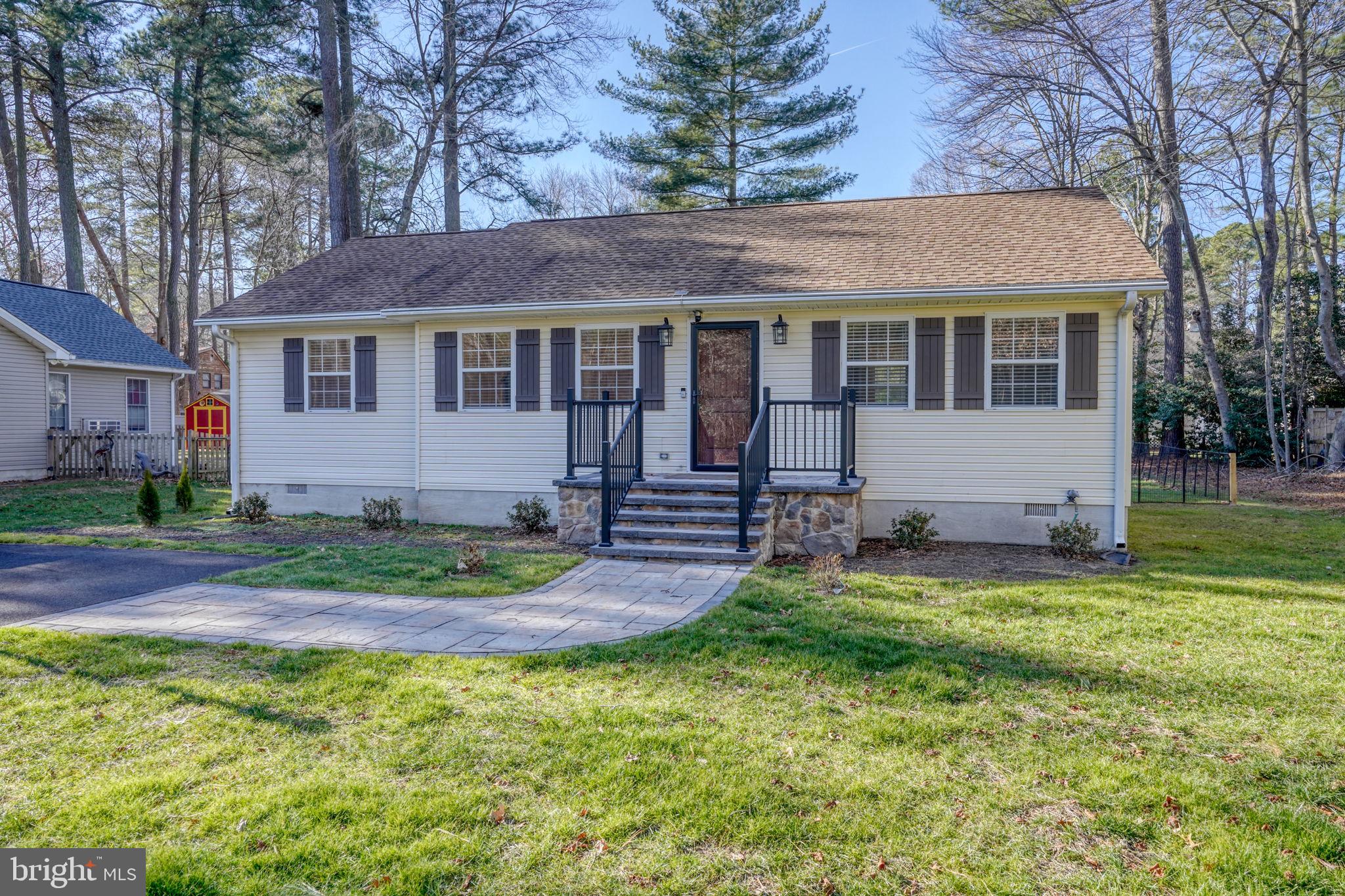 28 LAKEWOOD DRIVE