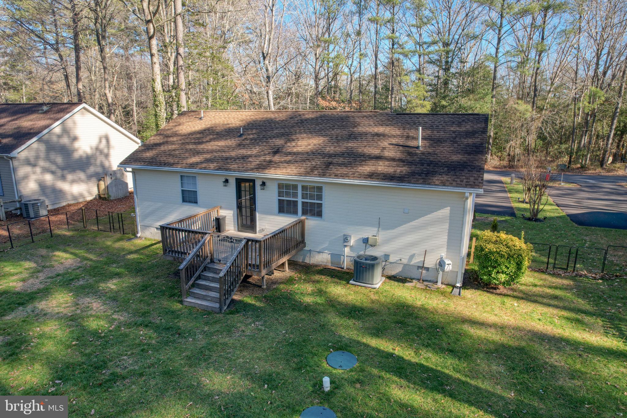 28 LAKEWOOD DRIVE