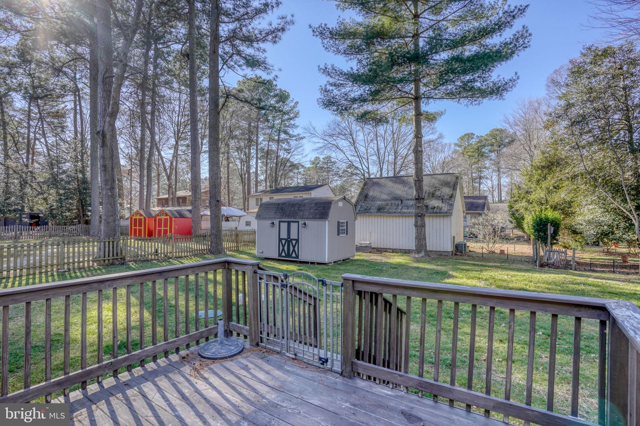 28 LAKEWOOD DRIVE