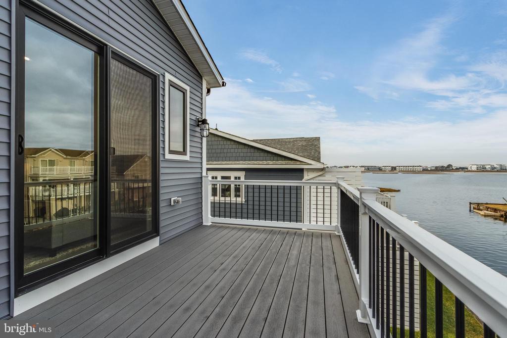 57 BAYSIDE DRIVE