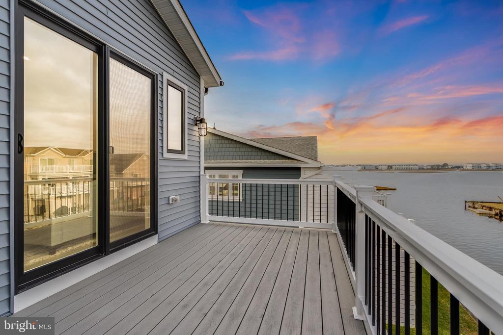 57 BAYSIDE DRIVE