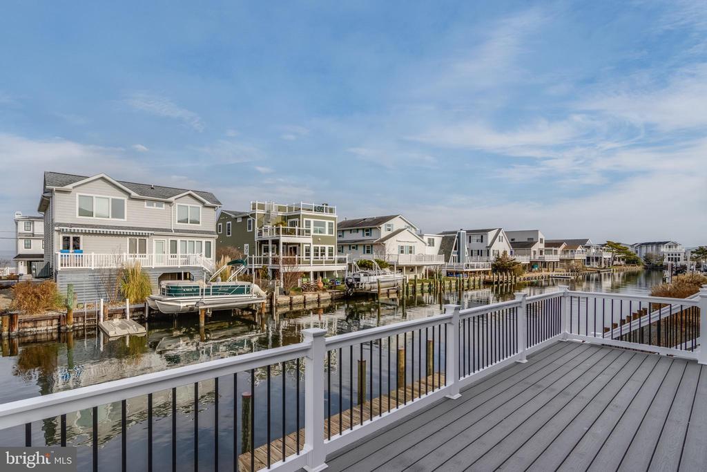 57 BAYSIDE DRIVE