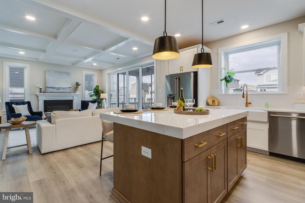 57 BAYSIDE DRIVE