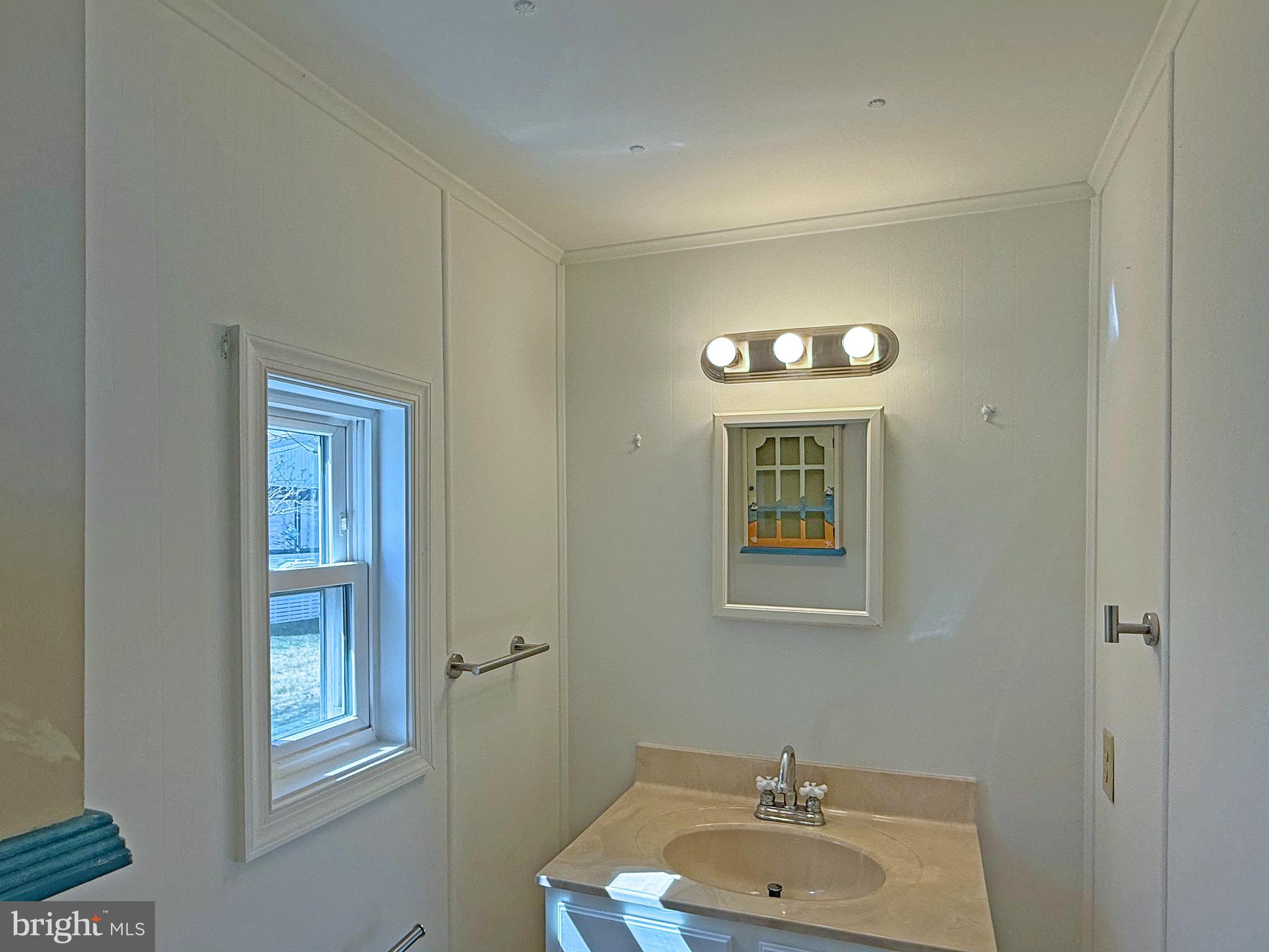 21776 E STREET E-11