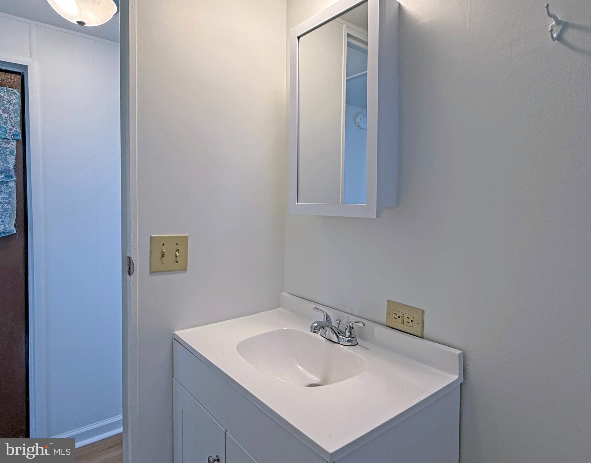 21776 E STREET E-11