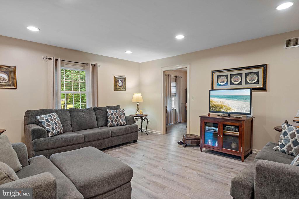 31331 COVENTRY DRIVE