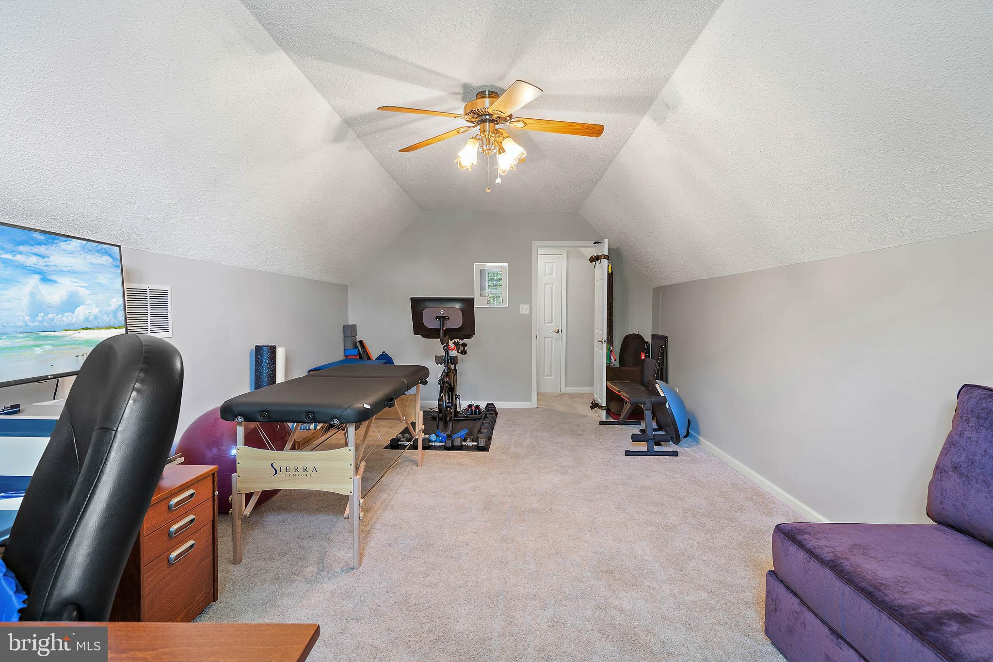 21 FAIRWAY DRIVE