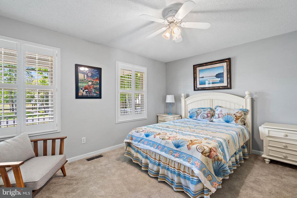 21 FAIRWAY DRIVE