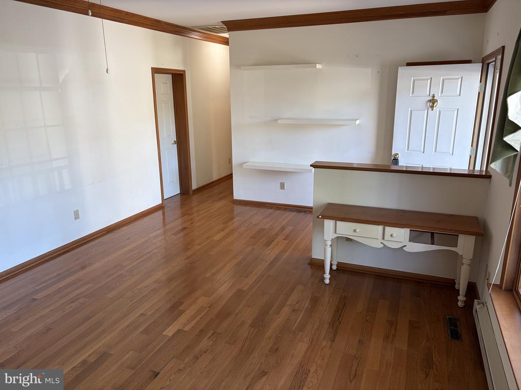 5 CANARY DRIVE
