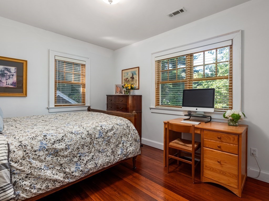 21 Hilltop Road